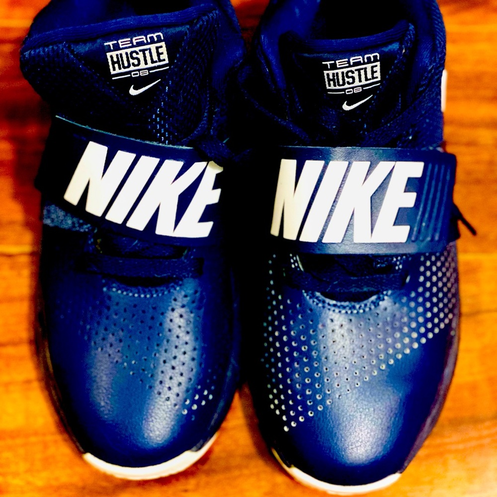 nike shoes big boys size 5Y